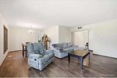 23W222 Westchester Court, Glen Ellyn, IL 60137 - Photo 8