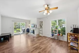 23W222 Westchester Ct, Glen Ellyn, IL 60137 - Photo 12