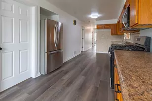 5920 S Merrimac Ave, Chicago, IL 60638 - Photo 10