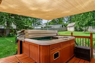 3803 Hemlock Ct, Rockford, IL 61107 - Photo 12