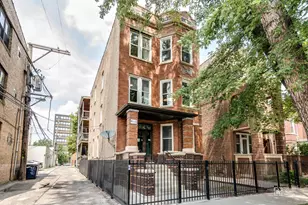2346 W Thomas St, Chicago, IL 60622 - Photo 1