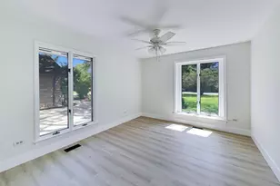 26955 N Countryside Lake Dr, Mundelein, IL 60060 - Photo 32