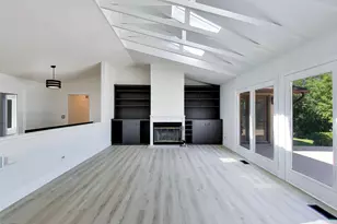 26955 N Countryside Lake Dr, Mundelein, IL 60060 - Photo 18
