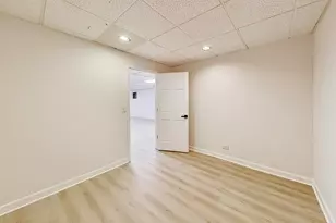 26955 N Countryside Lake Dr, Mundelein, IL 60060 - Photo 44
