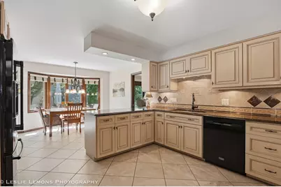 1160 Cheshire Avenue, Naperville, IL 60540 - Photo 14