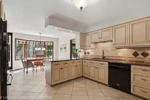 1160 Cheshire Ave, Naperville, IL 60540 - Photo 14