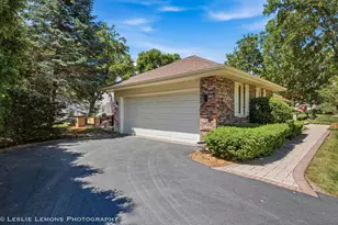 1160 Cheshire Ave, Naperville, IL 60540 - Photo 4
