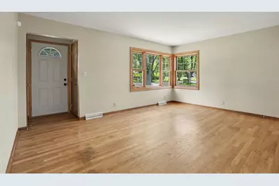 214 Pearl Street, Cary, IL 60013 - Photo 4