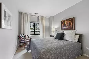 33 W Huron St, Chicago, IL 60654 - Photo 20