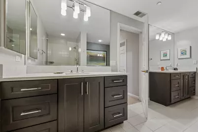 33 W Huron Street #606, Chicago, IL 60654 - Photo 18