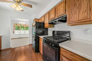 667 Westport Dr, Rockton, IL 61072 - Photo 12