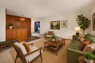 525 E High St, Sycamore, IL 60178 - Photo 12