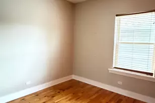 4655 N Spaulding Ave, Chicago, IL 60625 - Photo 10