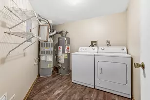 1665 Commodore Ct, Schaumburg, IL 60193 - Photo 26