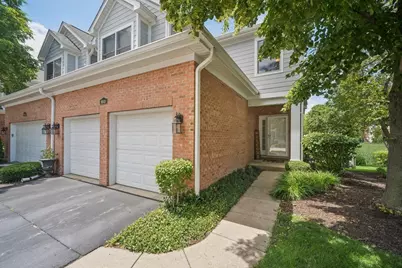 9040 Falcon Greens Drive, Crystal Lake, IL 60014 - Photo 2