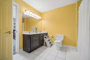 9040 Falcon Greens Dr, Crystal Lake, IL 60014 - Photo 22