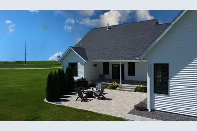 1770 E 1700 North Road, Watseka, IL 60970 - Photo 10