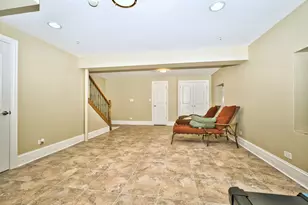5044 Coyle Ave, Skokie, IL 60077 - Photo 44