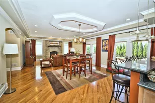 5044 Coyle Ave, Skokie, IL 60077 - Photo 12