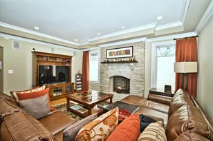 5044 Coyle Ave, Skokie, IL 60077 - Photo 14