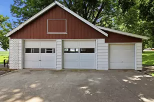 210 N Main St, Coleta, IL 61081 - Photo 4