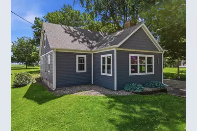 210 N Main Street, Coleta, IL 61081 - Photo 2