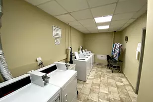839 W Sheridan Rd, Chicago, IL 60613 - Photo 12