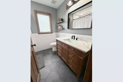 310 Bellaire Drive, Winnebago, IL 61088 - Photo 6