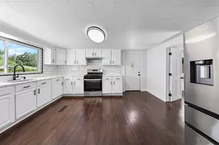 26004 Willow Ln, Wilmington, IL 60481 - Photo 10