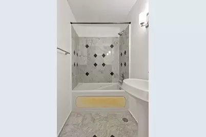 5740 N Sheridan Road #15E, Chicago, IL 60660 - Photo 16