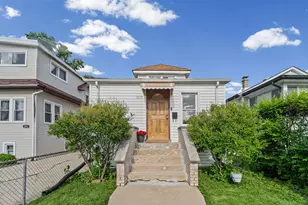 3239 N Osceola Ave, Chicago, IL 60634 - Photo 1