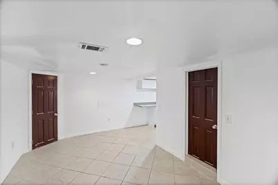 3239 N Osceola Avenue, Chicago, IL 60634 - Photo 16