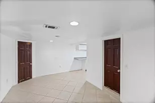 3239 N Osceola Ave, Chicago, IL 60634 - Photo 16