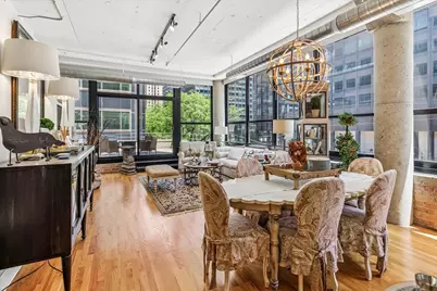 130 S Canal Street #215, Chicago, IL 60606 - Photo 4