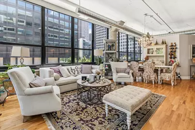 130 S Canal Street #215, Chicago, IL 60606 - Photo 6