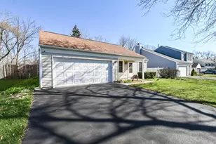 5150 Winona Ln, Gurnee, IL 60031 - Photo 2