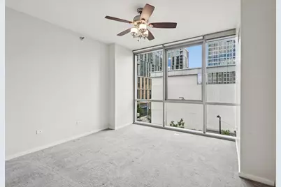 123 S Green Street #402B, Chicago, IL 60607 - Photo 12