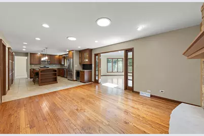 26W257 Blackhawk Drive, Wheaton, IL 60189 - Photo 12