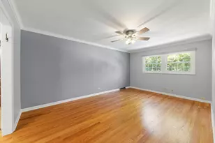 26W257 Blackhawk Dr, Wheaton, IL 60189 - Photo 14