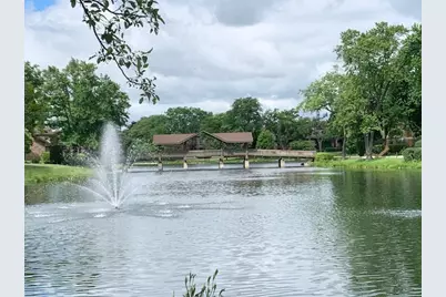 301 Lake Hinsdale Drive #209, Willowbrook, IL 60527 - Photo 20