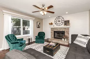 3122 Eagle Creek Dr, Bloomington, IL 61704 - Photo 14