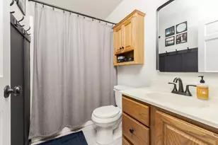 3122 Eagle Creek Dr, Bloomington, IL 61704 - Photo 30