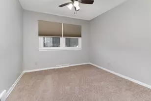 16 Woodruff Dr, Bloomington, IL 61701 - Photo 36