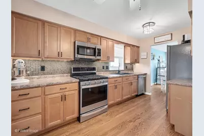 877 Manchester Course, Geneva, IL 60134 - Photo 6