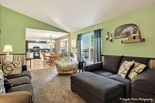 8504 Cedar St, Fox Lake, IL 60020 - Photo 12