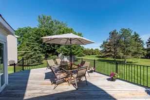 2901 Harrisburg Ct, Lindenhurst, IL 60046 - Photo 36