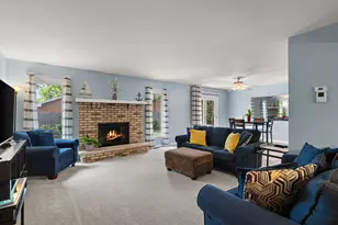 7617 W 158th Ct, Orland Park, IL 60462 - Photo 4