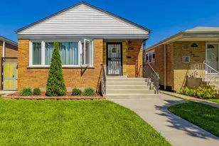 5817 S Mulligan Ave, Chicago, IL 60638 - Photo 1