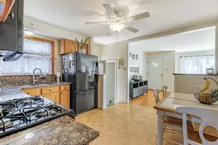 5817 S Mulligan Ave, Chicago, IL 60638 - Photo 8