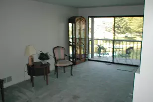 960 Shoreline Rd, Lake Barrington, IL 60010 - Photo 6